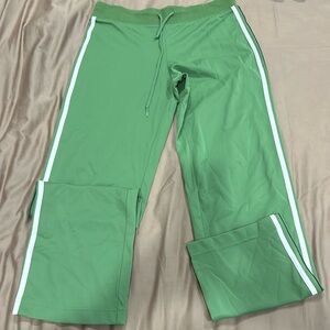Women’s Green Breathable Track Pants Joggers Athletic Pants Size M Medium